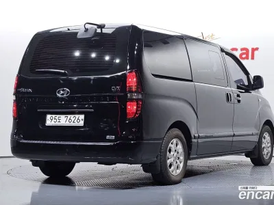 2012 Hyundai Starex 5-Seater VAN, фото 1, лот 10191334