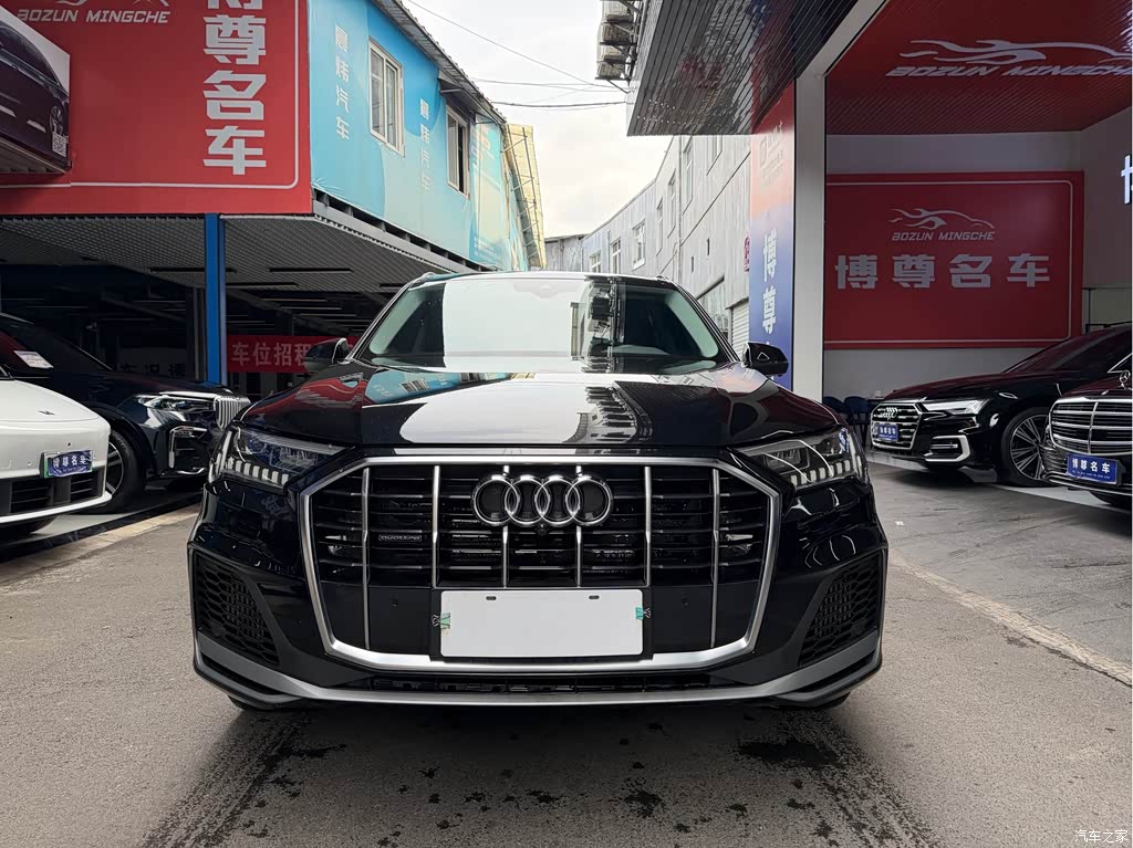 2021 Audi Q7 55 TFSI quattro S line Sport, фото 2, лот 11179195