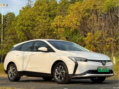 2019 Buick Velite 6 Connected Fashion Edition, фото 3, лот 10455701