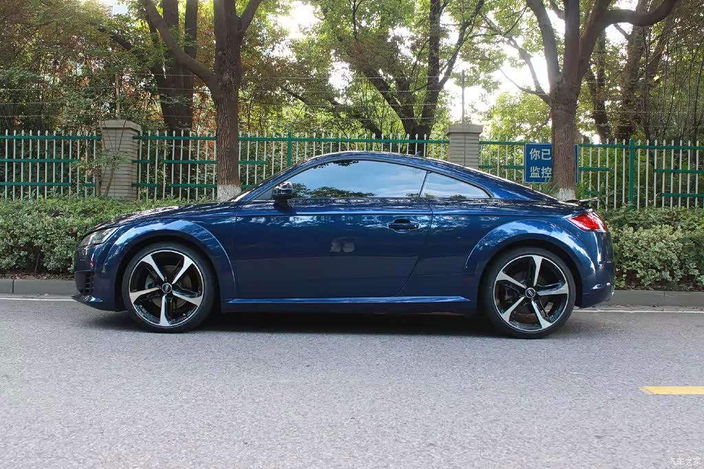 2015 Audi TT Coupe 45 TFSI quattro, фото 2, лот 10629741