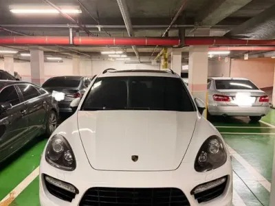 2014 Porsche Cayenne 4.8 Turbo S, фото 2, лот 10103314