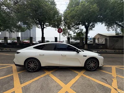 2025 Geely Galaxy Galaxy E8 Model 610km Premium Edition, фото 4, лот 10587672