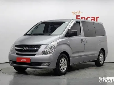 2013 Hyundai Starex 12-Seater Wagon, фото 1, лот 10682601