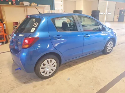 2016 TOYOTA YARIS 5-DOOR L, фото 3, лот 10503515
