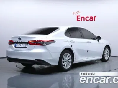 2024 Toyota Camry 2.5 LE Hybrid, фото 2, лот 10034127