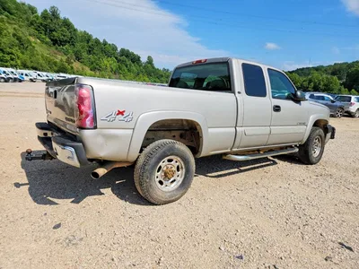 2004 CHEVROLET SILVERADO 2500, фото 3, лот 10968505