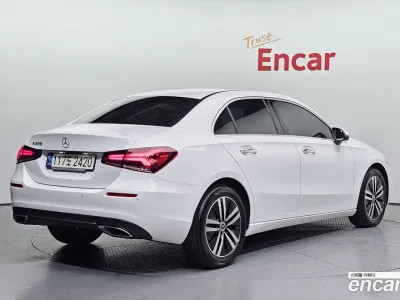 2022 Mercedes-Benz A-Class A220 Sedan, фото 1, лот 10042228