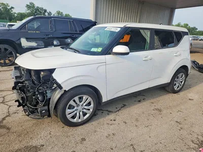 2023 KIA SOUL LX, фото 1, лот 10778366