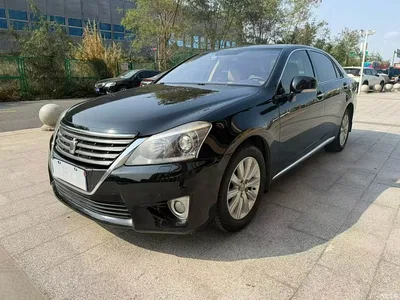 2012 Toyota Crown 2.5L Royal Leather Edition, фото 1, лот 10324353