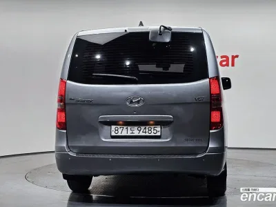 2017 Hyundai Starex 3-Seater VAN, фото 4, лот 10161299