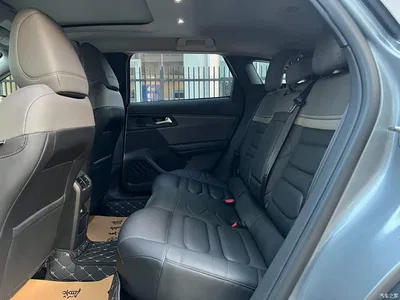 2024 Citroën Versailles C5 X 1.6T Momentum Extraordinary, фото 4, лот 10378063