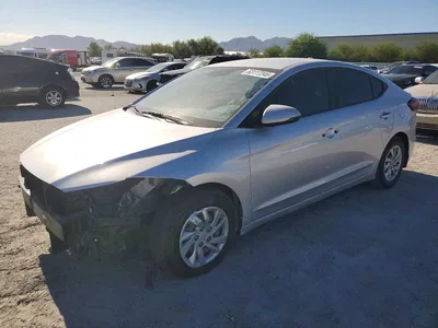 2018 HYUNDAI ELANTRA SE, фото 1, лот 11320440
