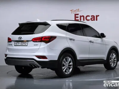2017 Hyundai Santafe Diesel 2.0 2WD, фото 2, лот 10394335