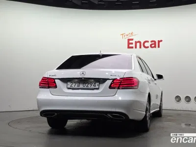 2016 Mercedes-Benz E-Class E220 Bluetec Avantgarde, фото 4, лот 10528411
