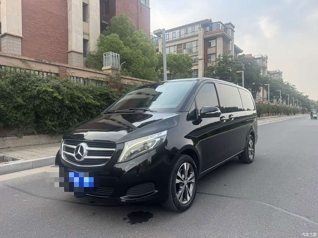 2017 Mercedes-Benz V-Class Model V 260 Pilot Edition, фото 1, лот 11218319