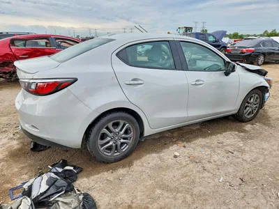 2020 TOYOTA YARIS LE, фото 3, лот 10504261