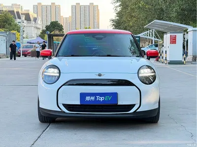 2024 MINI Electric MINI COOPER 456km COOPER E Classic, фото 2, лот 11168781
