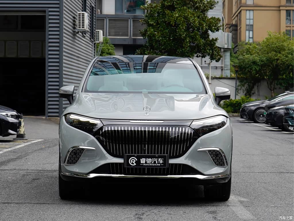2024 Mercedes-Benz Maybach EQS SUV EQS 680 Etiquette Edition, фото 2, лот 10363796