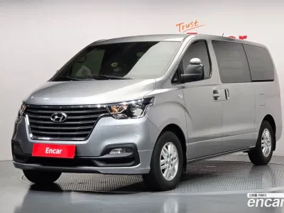 2021 Hyundai Starex Van 3-Seater, фото 1, лот 10604222