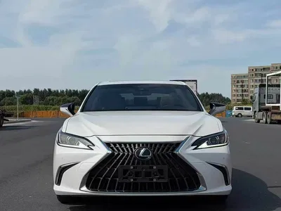 2024 Lexus ES 200 Premium Edition, фото 2, лот 10317749
