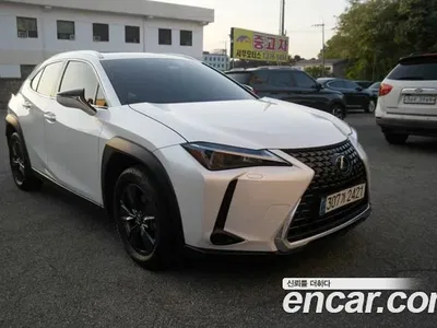 2025 Lexus UX 300h 2.0 2WD, фото 1, лот 10033540
