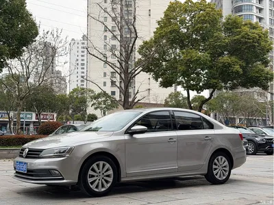 2015 Volkswagen Sagitar 1.6L Automatic Comfort, фото 2, лот 10458957