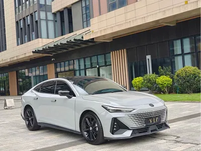 2022 Changan UNI-V 1.5T Premium Model, фото 1, лот 10830820