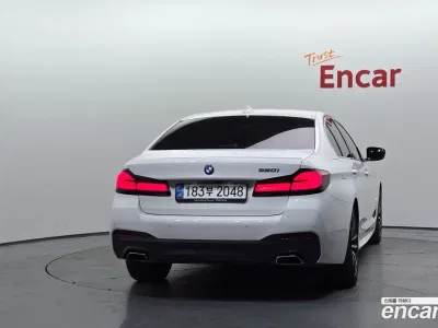 2023 BMW 5-Series 520i M Sport, фото 4, лот 10518514