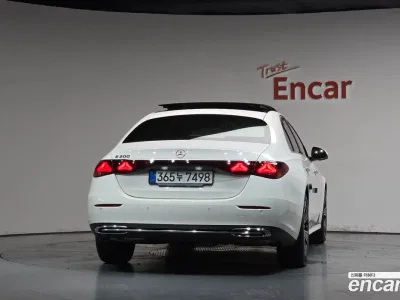 2025 Mercedes-Benz E-Class E200 Avantgarde, фото 3, лот 10178387