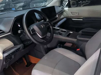 2024 Toyota Granvia 2.5L Hybrid Comfort, фото 4, лот 10383593