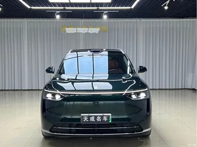 2025 AITO Wenjie AITO M8 Extended Range Ultra 53.4kWh 6-Seater, фото 2, лот 10277371