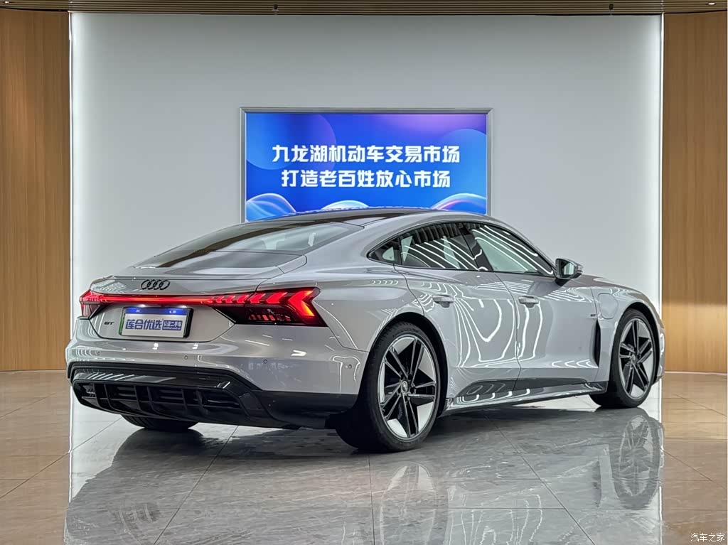 2023 Audi e-tron GT Base Model, фото 4, лот 10471454