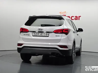 2016 Hyundai Santafe Diesel 2.0 2WD, фото 4, лот 10634453