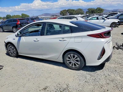 2020 TOYOTA PRIUS PRIME XLE, фото 2, лот 10892688