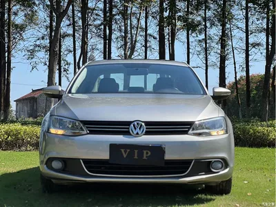 2014 Volkswagen Sagitar 1.6L Manual Comfort, фото 2, лот 11568658