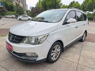 2016 Baojun 730 1.5L Manual Comfort 7-seater China V, фото 1, лот 11163777