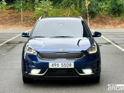 2018 Kia Niro Prestige, фото 2, лот 10079108
