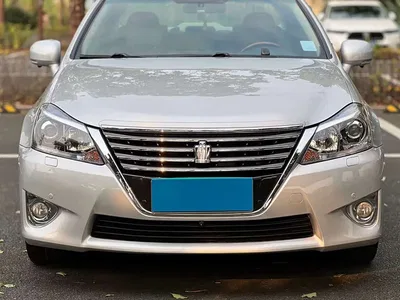 2012 Toyota Crown 2.5L Royal Leather Edition, фото 3, лот 10296017