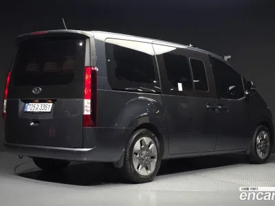 2024 Hyundai Staria Tourer 11-Seater, фото 1, лот 10059334