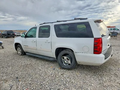 2011 CHEVROLET SUBURBAN K1500 LT, фото 2, лот 10659561