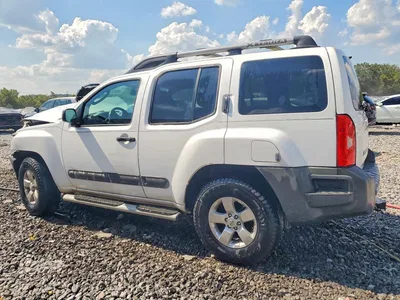 2012 NISSAN XTERRA X, фото 2, лот 10760315