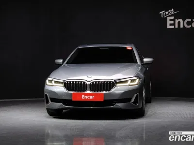 2023 BMW 5-Series 520i Luxury, фото 3, лот 10054681