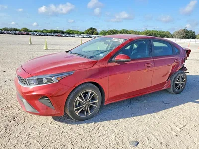2024 KIA FORTE LXS, фото 1, лот 10787770