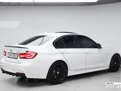 2018 BMW 3-Series 320i M Sport Shadow, фото 4, лот 10179066