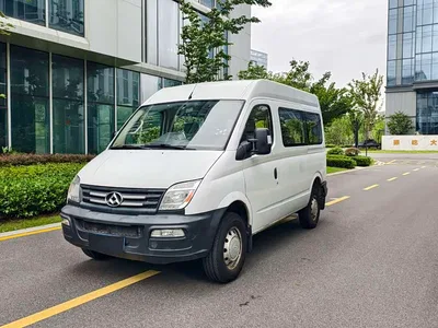2017 SAIC Maxus Xintu V80 2.5T 5-speed manual Aoyun Tong China V short wheelbase medium roof 5/6/10 seats, фото 1, лот 11159364
