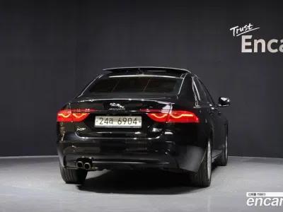 2017 Jaguar XF 20d Prestige AWD, фото 4, лот 10116692