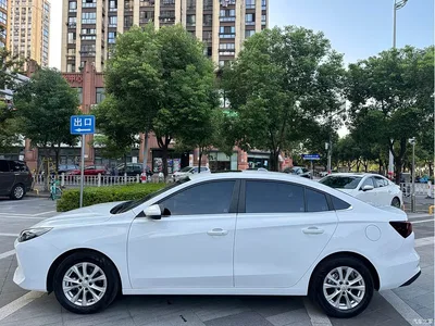 2023 Roewe i5 1.5L CVT Luxury Edition, фото 3, лот 11067312