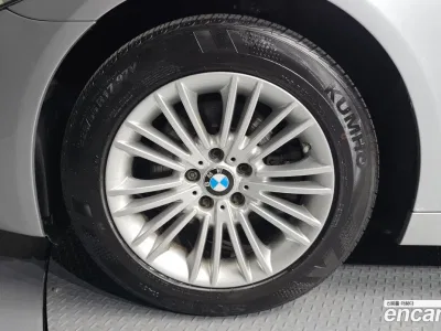 2015 BMW 5-Series 520d xDrive, фото 4, лот 10049457