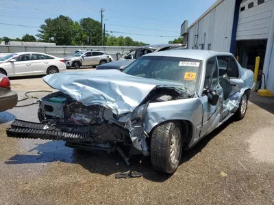 2005 FORD CROWN VICTORIA LX, фото 1, лот 10555433