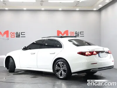 2025 Mercedes-Benz E-Class E200 Avantgarde, фото 4, лот 10223375